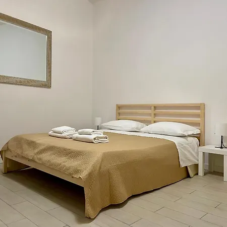Domus Pellicciai بيت ضيافة فيرونا